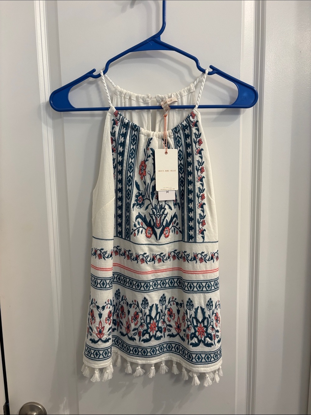 Skies Are Blue White Embroidered Tassel Halter Camisole
